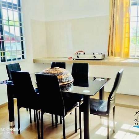Qalya Homestay 2 @ Kota Bharu Extérieur photo