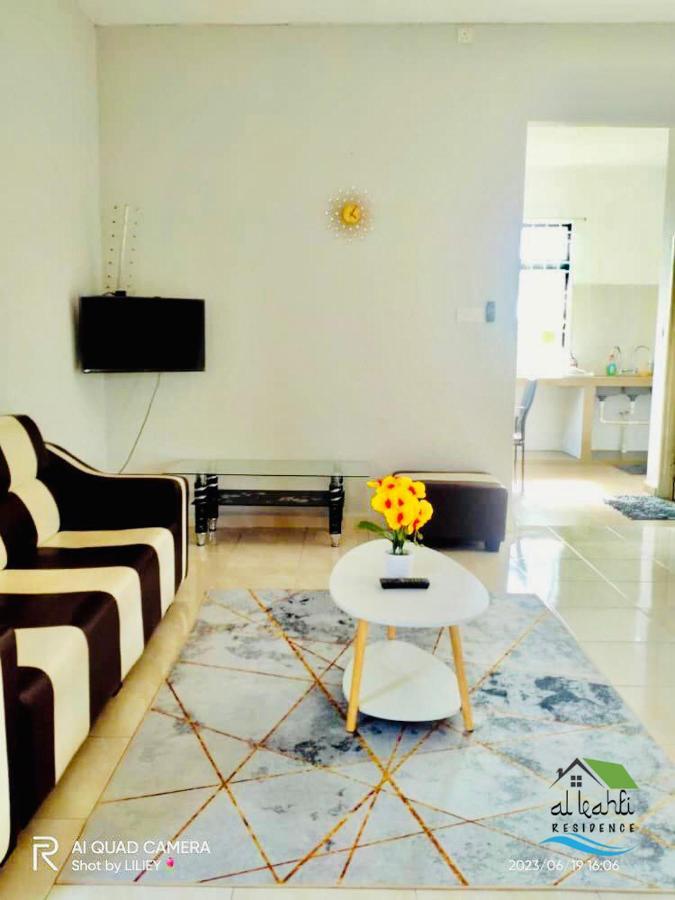Qalya Homestay 2 @ Kota Bharu Extérieur photo